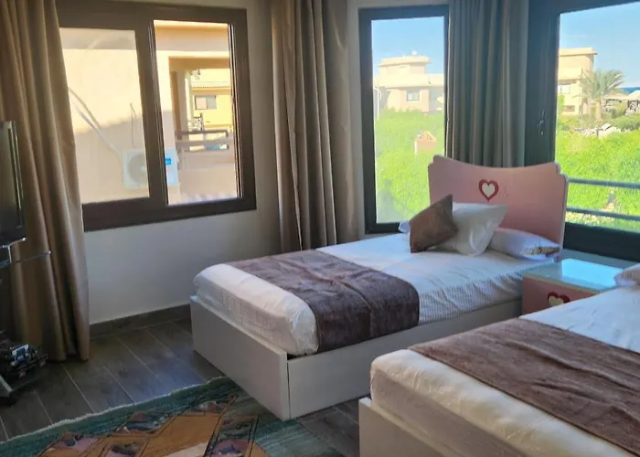 مستقلة 5 غرف مطلة على البحر - بلو باي اسيا السخنة Blue Bay Sokhna *