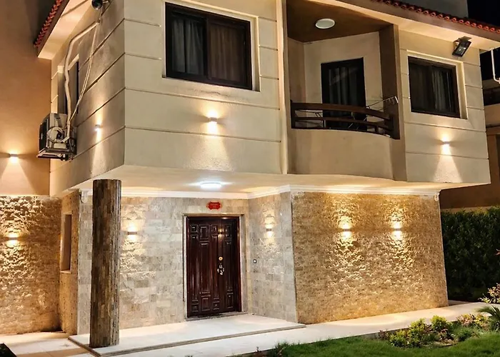 مستقلة 5 غرف مطلة على البحر - بلو باي اسيا السخنة Blue Bay Sokhna فيلة