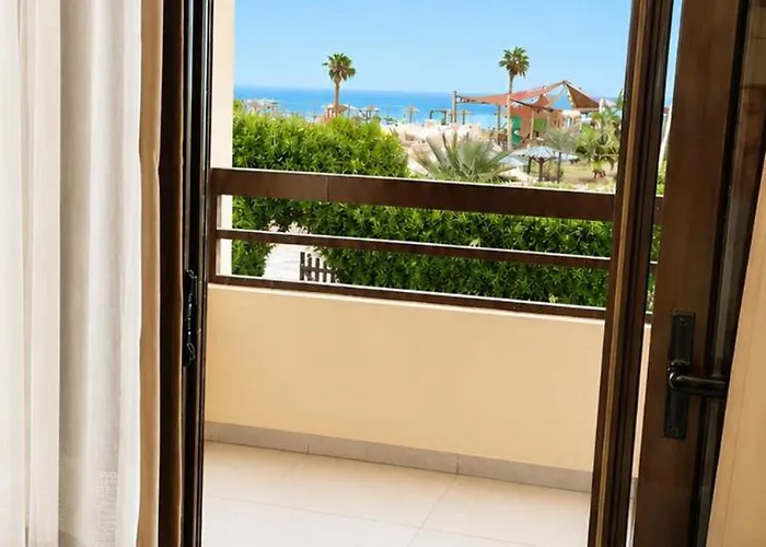 مستقلة 5 غرف مطلة على البحر - بلو باي اسيا السخنة Blue Bay Sokhna فيلة